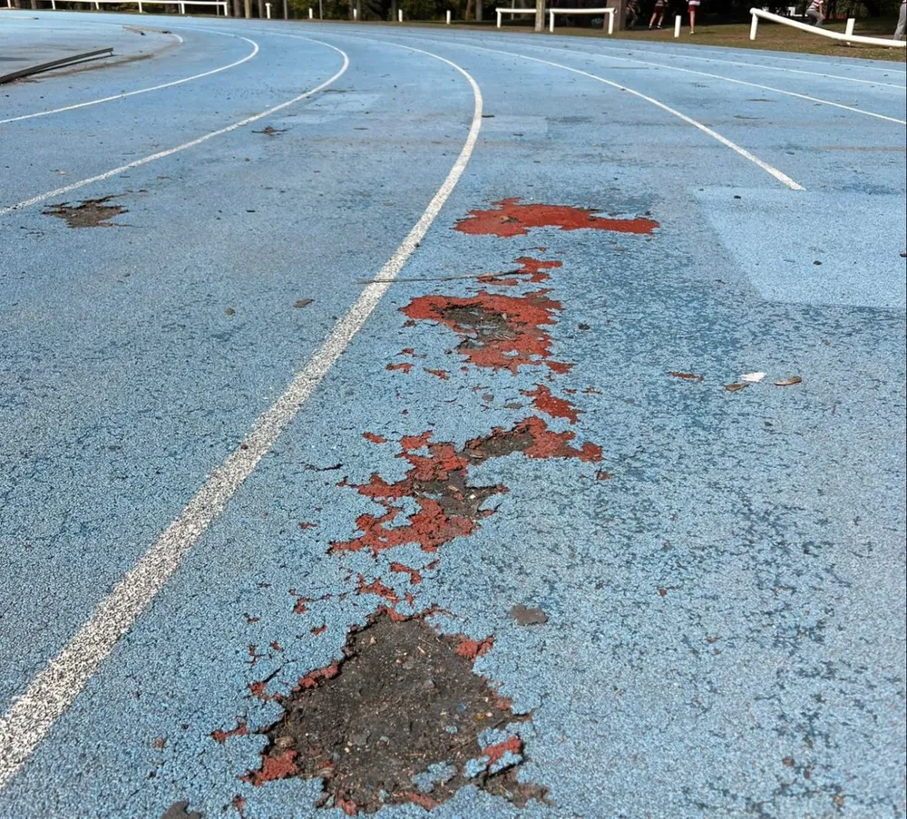 Pista de atletismo del Parque Batlle en marzo de 2023