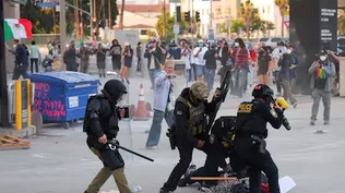Disturbios en Los Angeles, y represión policial a manifestantes a favor de los migrantes.