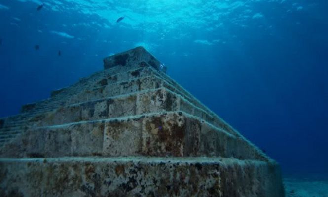 La pirámide sumergida en el mar de Japón que la ciencia aún no puede explicar.