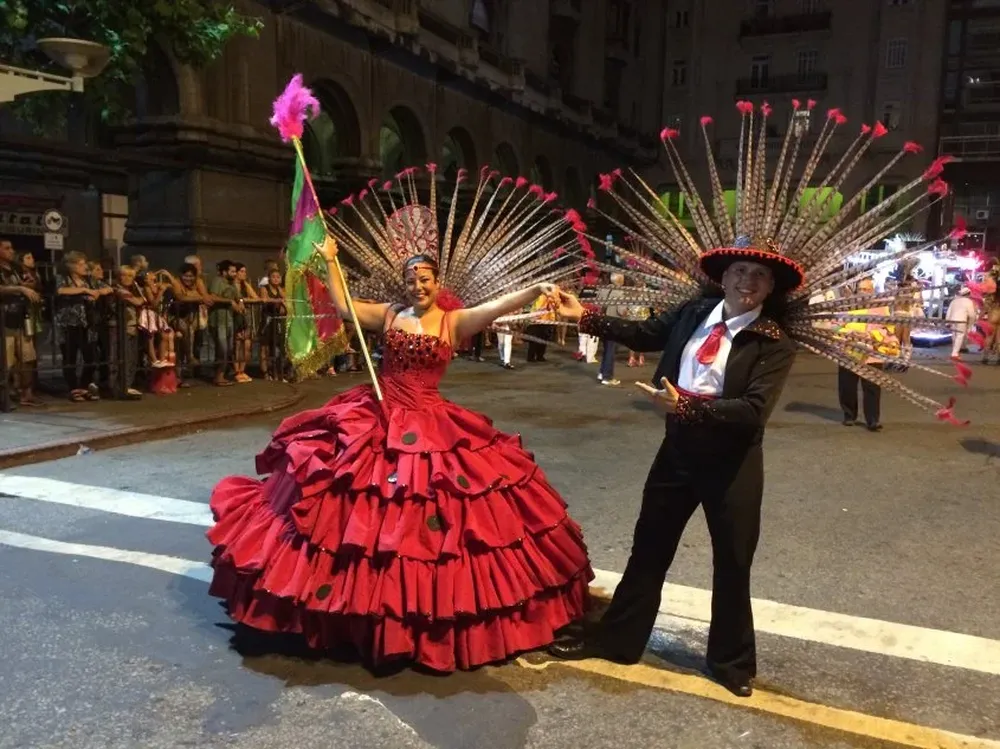 El desfile comenzará a la hora 20.30 e irá desde Andes hasta Paraguay.