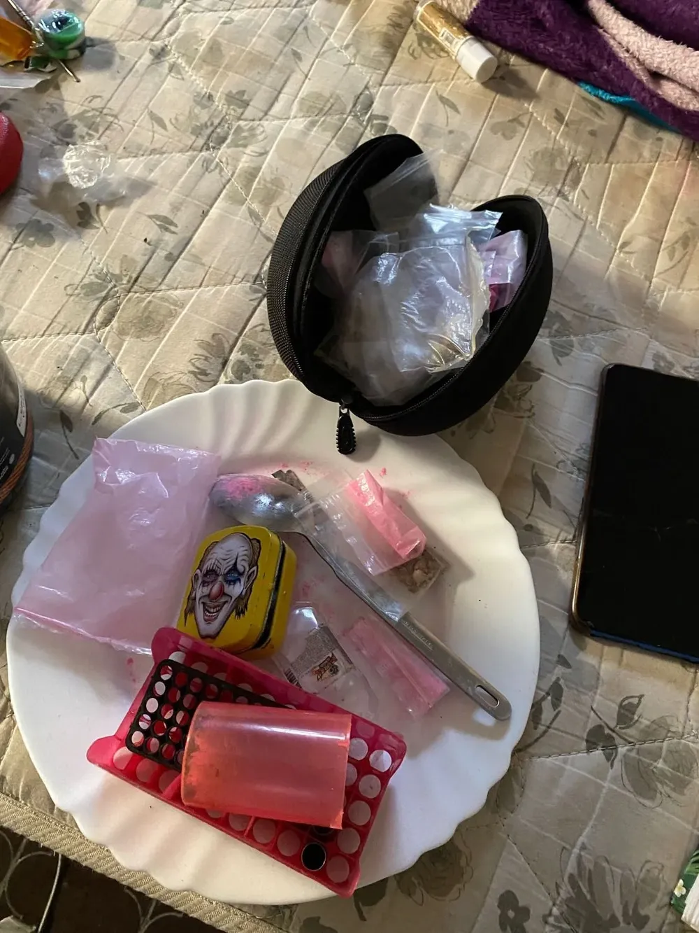 Droga incautada en el laboratorio que fue desarticulado este jueves