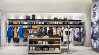 El local de Calvin Klein en Puerto Montt refleja cómo será el local en Montevideo