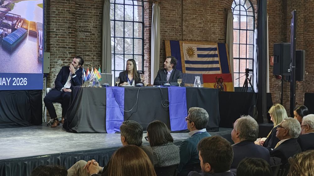 Evento sobre la hidrovía&nbsp;