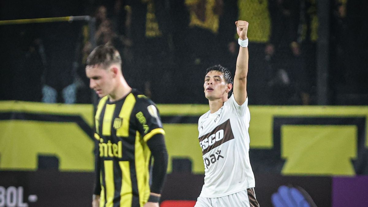 Platense es el tercer equipo que logra su primera victoria por Copa Libertadores contra Peñarol en sus 66 años de historia: mirá cuáles fueron los otros casos