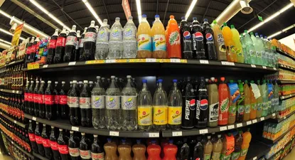 Consumo de bebidas impulsa repunte del comercio minorista