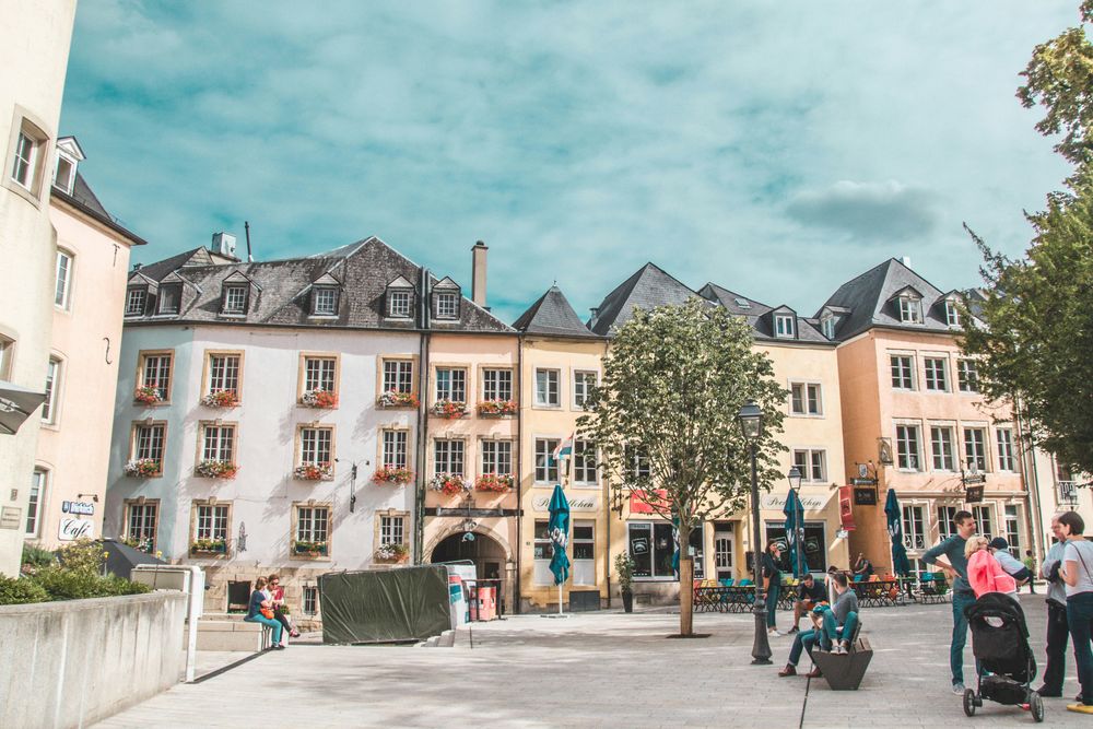 Emigrar: Luxemburgo ofrece una de las tasas salariales más altas en Europa y tiene casi 3000 ofertas de empleo.