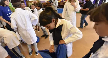 Fundación Telefónica Movistar entregó 500 kits escolares a niños y niñas en Casavalle