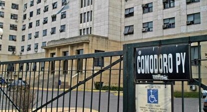 La causa contra Alberto Fernández por violencia de género seguirá en Comodoy Py