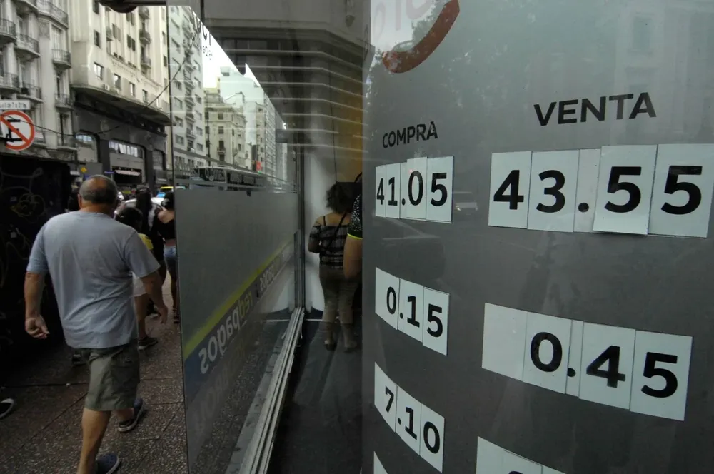 La venta al público se ofrece ahora en la franja de los $ 43.