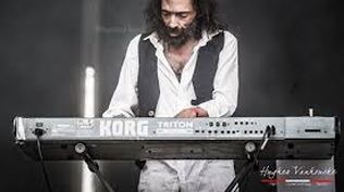 Sergio Cisneros, el tecladista de Mägo de Oz