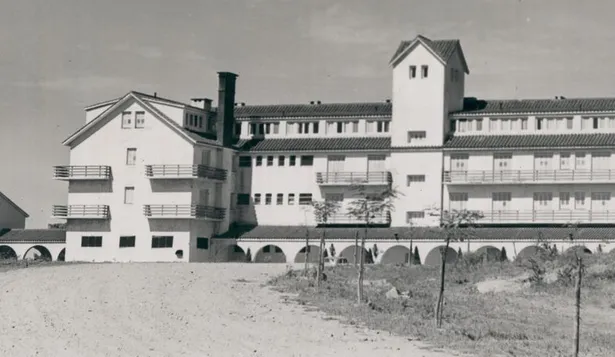 Negocios fallidos, licitaciones sin efecto y cambios en el flujo de turistas: la historia detrás de tres hoteles abandonados en Uruguay