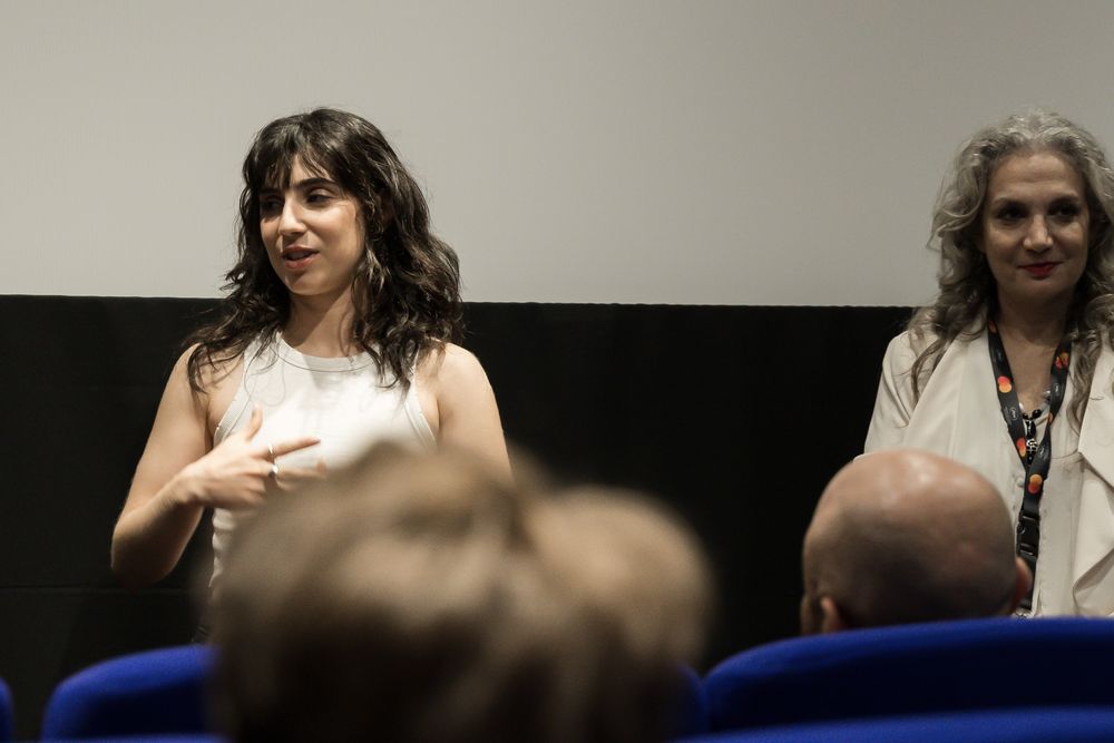 Zoe Hochbaum presenta "Traslados" en Cannes
