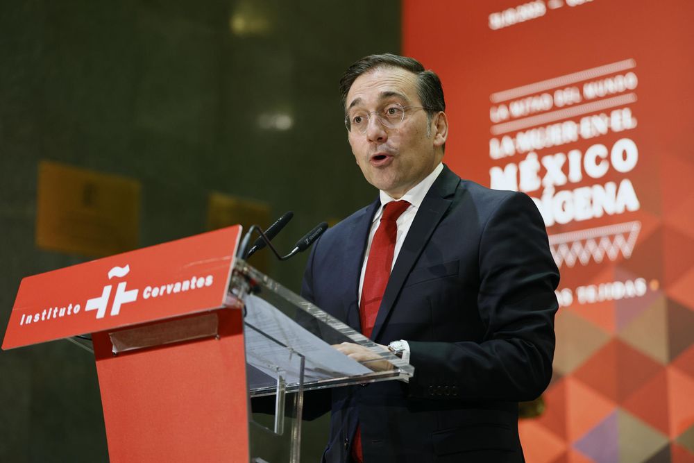 8688d9656a9d6e20a606698964c996281e8d5429w