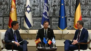 Pedro Sánchez (i), y su homólogo belga, Alexander de Croo (d), mantienen un encuentro con el presidente de Israel, Isaac Herzog