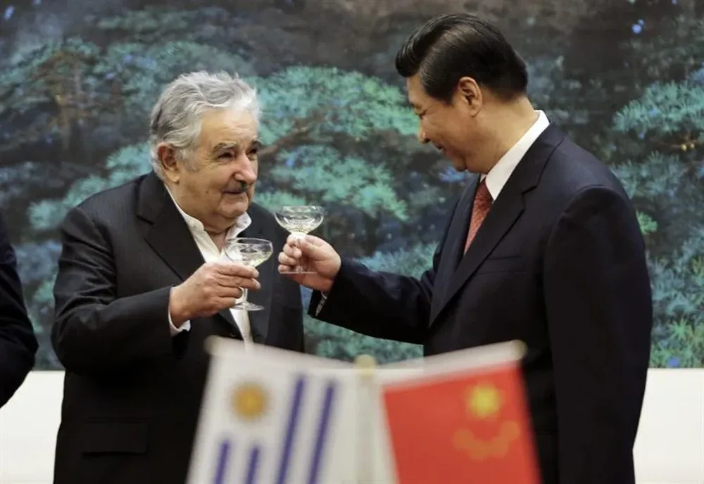 Mujica y Xi Jinping