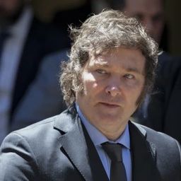 Caída generalizada del consumo enciende alertas para un 2026 desafiante para el Gobierno