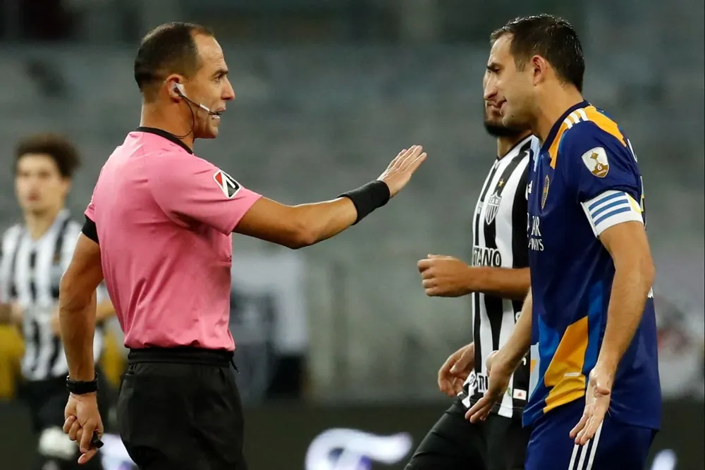 Esteban Ostojich en Atlético Mineiro-Boca
