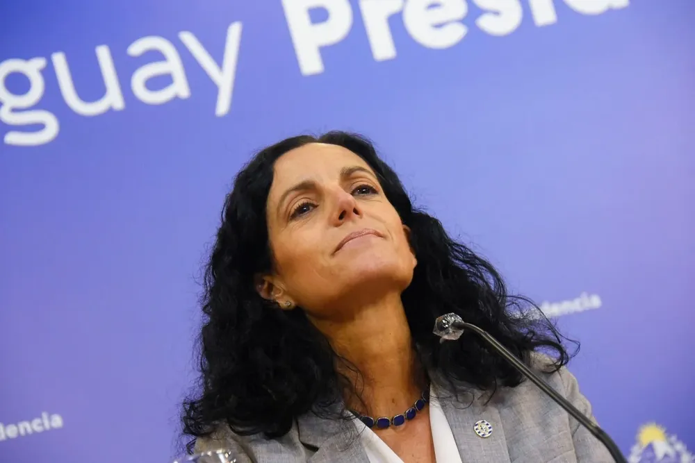 La ministra de Economía y Finanzas Azucena Arbeleche.