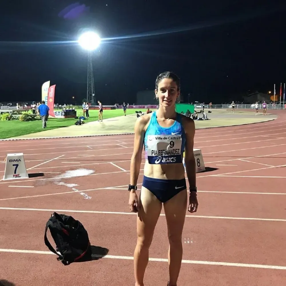 Pía Fernández tras correr los 800 metros en Castels, Francia