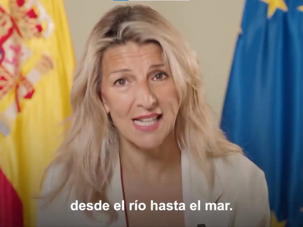 Yolanda Díaz pidiendo el reconocimiento del Estado de Palestina desde el río hasta el mar