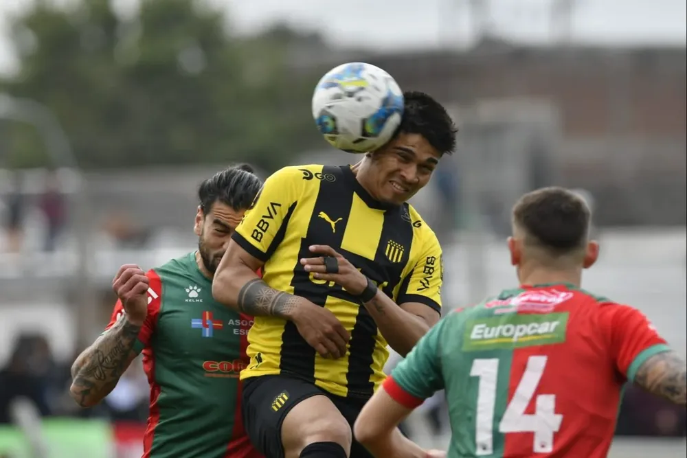 Matías Arezo en el aire