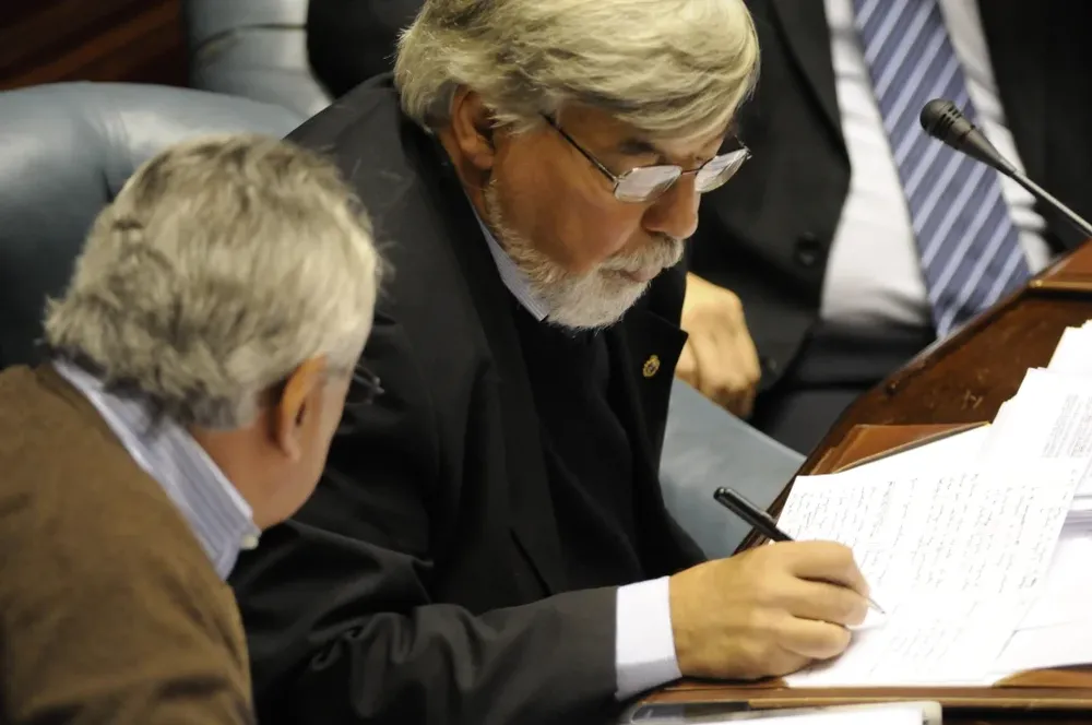 El ministro recién accedió este lunes al video militar