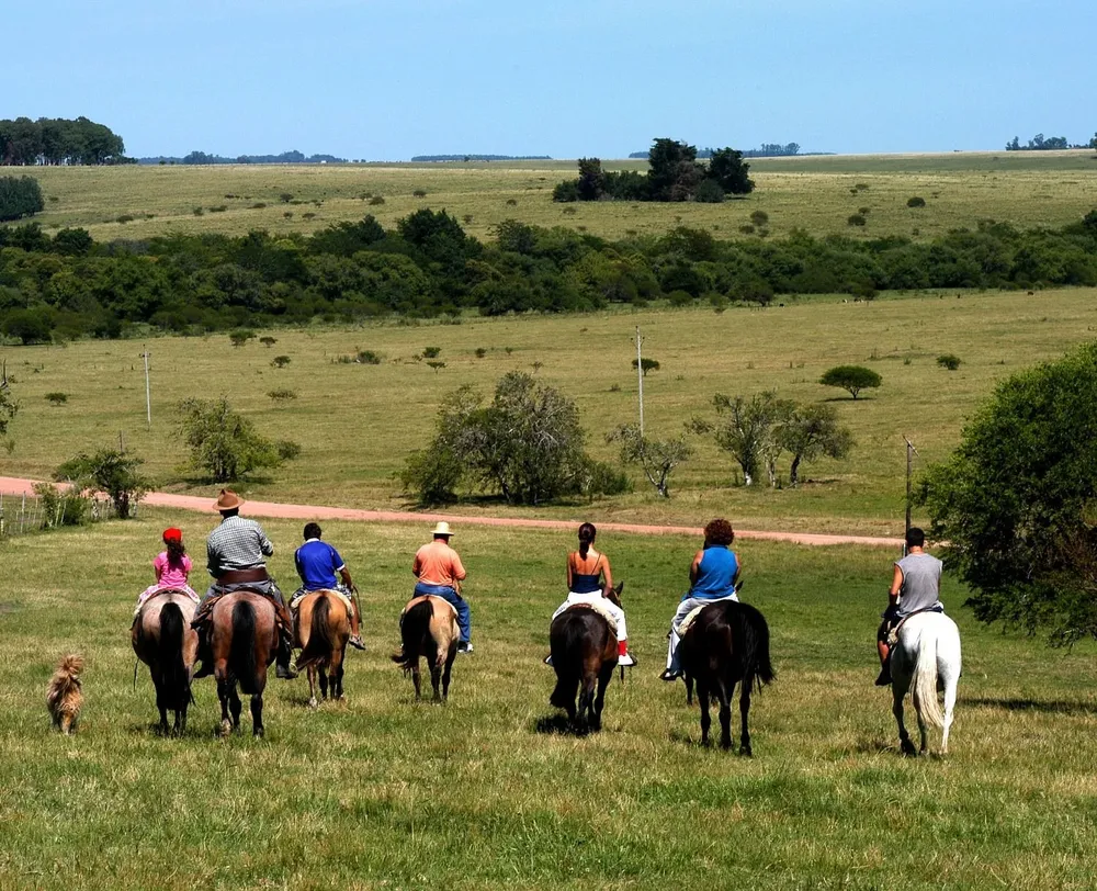Archivo: Semana de Turismo