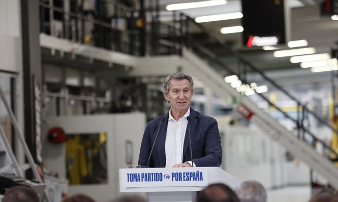 Núñez Feijóo: El dinero de los autónomos no puede ir a pagar chistorras y prostitutas