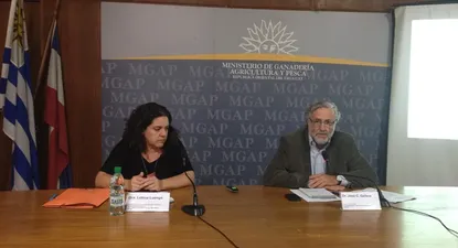 El Observador | Leticia Luengo y José Gallero ayer en la conferencia