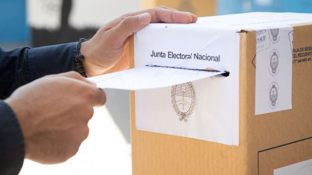El calendario electoral tiene una fecha clave el domingo 26 de octubre con las elecciones legislativas nacionales.