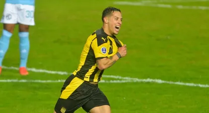 Trindade festeja el gol del triunfo