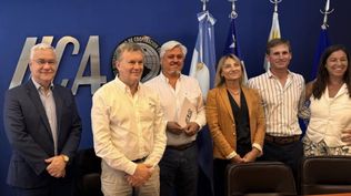 IICA - El representante del IICA en Argentina, Fernando Camargo; el Director General del Instituto, Manuel Otero;&nbsp;el apoderado de Endeavor Argentina, Rodolfo Massimino; la responsable de Endeavor en Rosario,&nbsp;María José Soler;&nbsp;el gerente del Programa de Digitalización del IICA, Federico Bert; e Inés Agote, Encargada de Relaciones Institucionales&nbsp;de Endeavor.