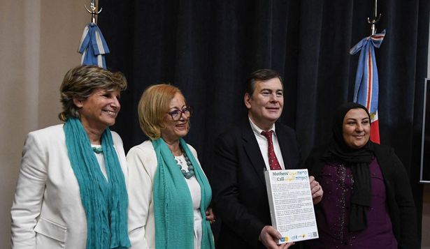 Gerardo Zamora recibió a mujeres israelíes y palestinas que promueven la paz en Medio Oriente