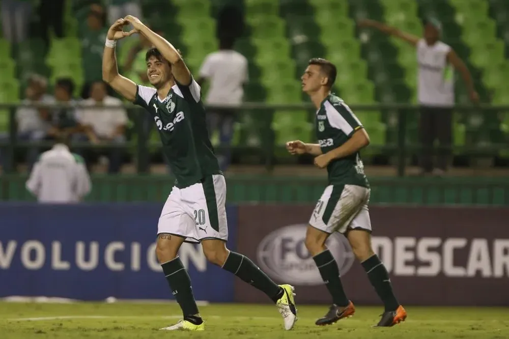 Matías Cabrera celebra su gol