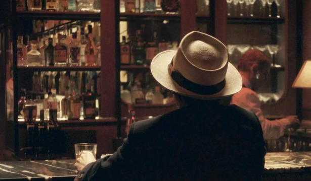 Joaquín Sabina en el video de su tema Un último vals