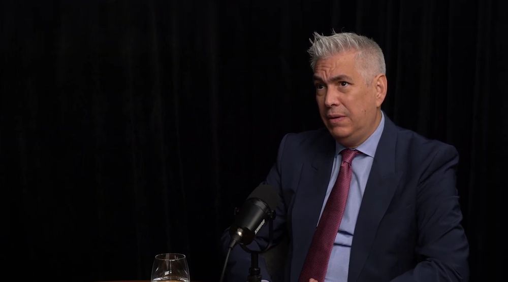 Luis Balcarce en Playbook.