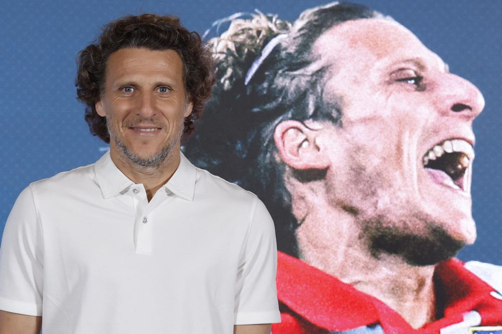 Diego Forlán en un acto de Movistar celebrado en Madrid con motivo de la presentación de un documental sobre el mejor futbolista del Mundial de Sudáfrica 2010, El ascenso de Diego Forlán