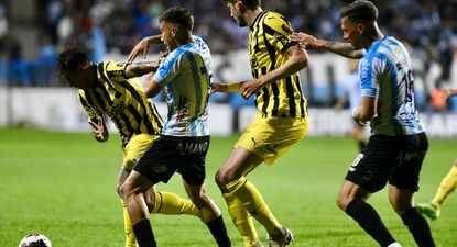 Cerro vs Peñarol en el Parque Viera