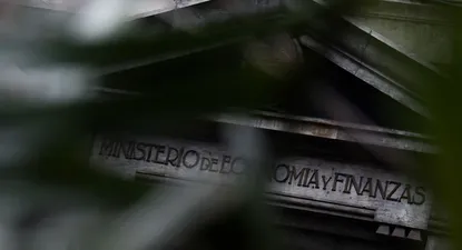 Las autoridades habían proyectado cerrar el año con un rojo de 4,9%.