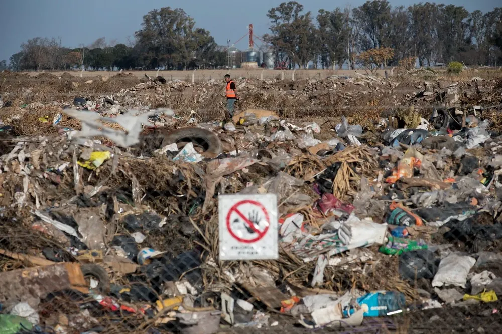 El basurero del pueblo de Las parejas