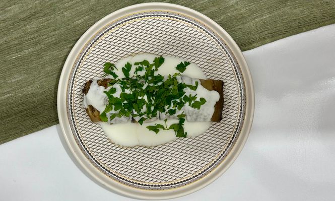 Espinaca, relleno ideal para unos canelones veganos.