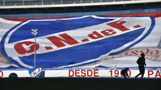 La bandera gigante que cubrió la Atilio García