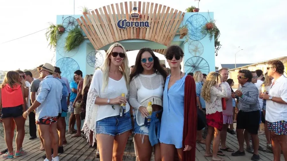 Paula Heilborn, Analía Salvi y Victoria Rellihan