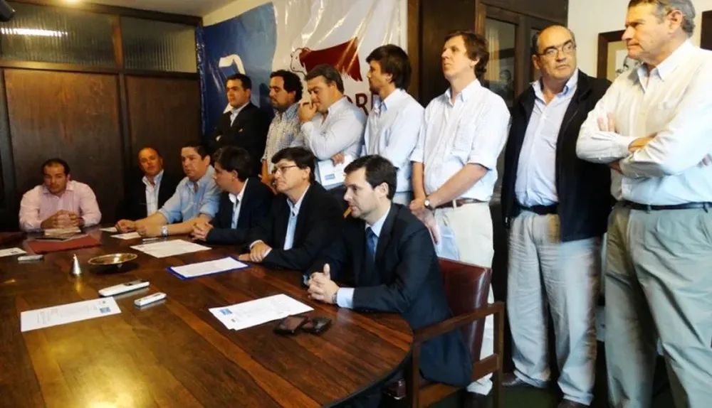 El remate se presentó en una conferencia realizada en las oficinas de la SCHU