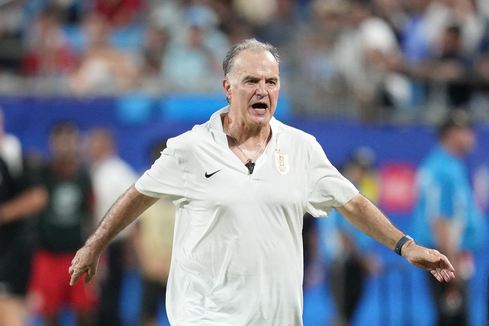 Marcelo Bielsa, técnico de la selección de Uruguay