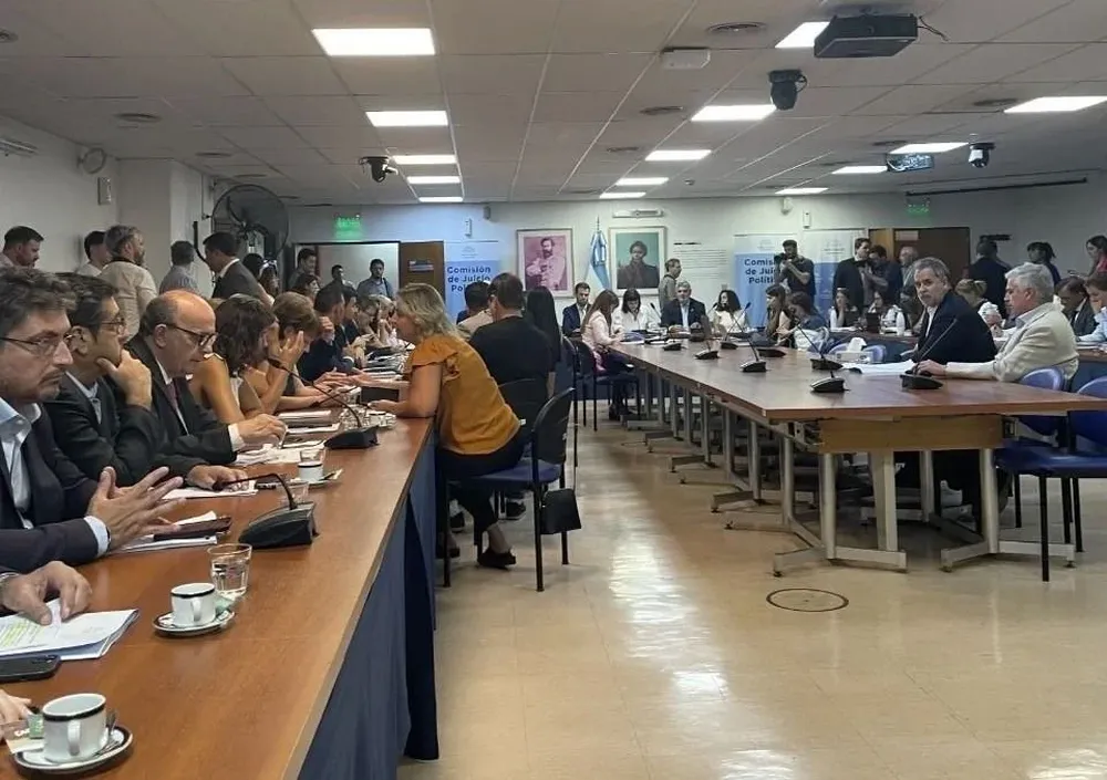 La comisión de Juicio Político comenzó el proceso