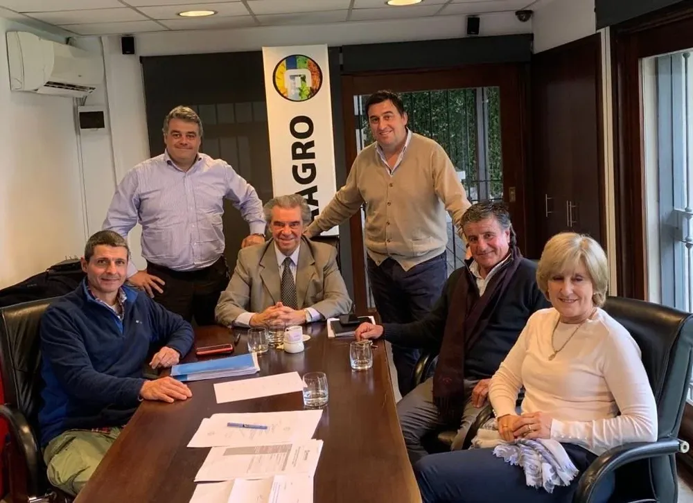 La apertura de sobre se realizó el jueves 15 ante escribano público en las oficinas de Megaagro.