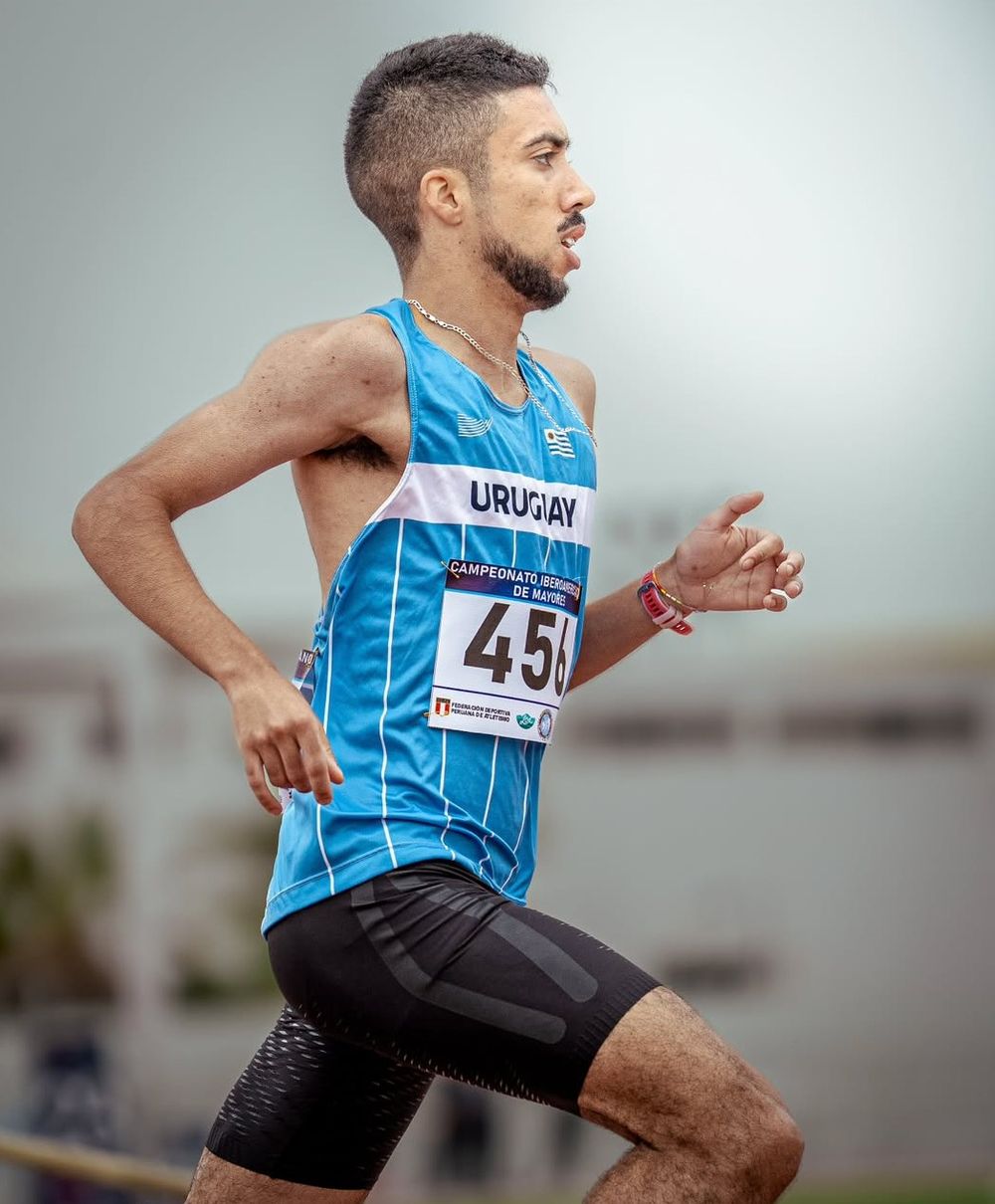 Valentín Soca en el Iberoamericano de Lima 2026, Perú, donde fue medalla de oro en 10.000m