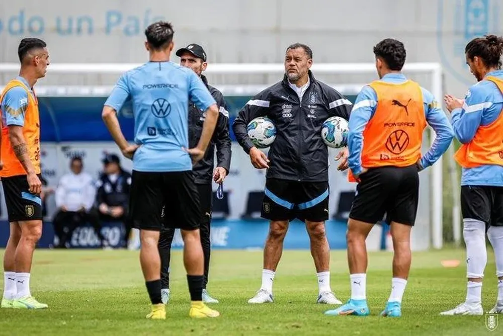Raimondi y Darío Rodríguez al frente de la selección
