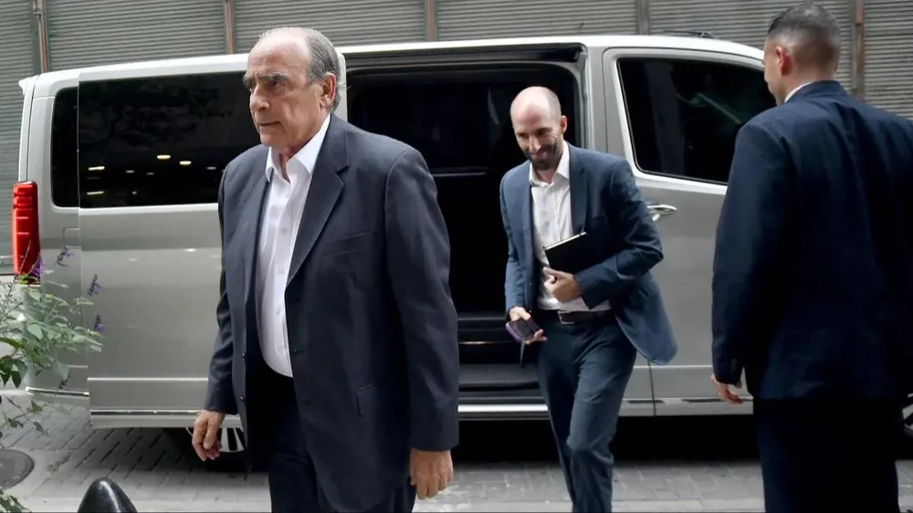 Guillermo Francos, ministro del Interior, encargado de negociar con los Gobernadores